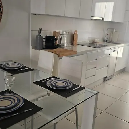 Apartamento La Marina *